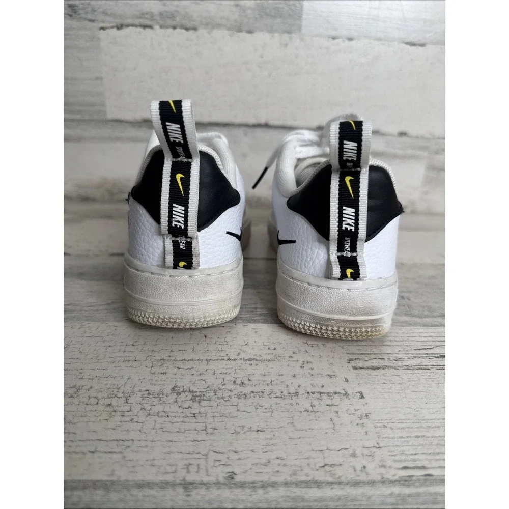 Nike Air Force 1 LV8 Utility GS White Black‎ Sneakers 4Y AR1708-100